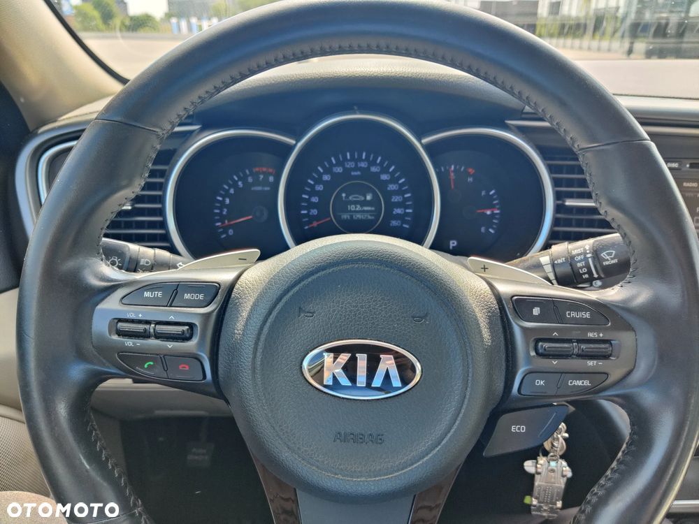 Kia Optima - 6