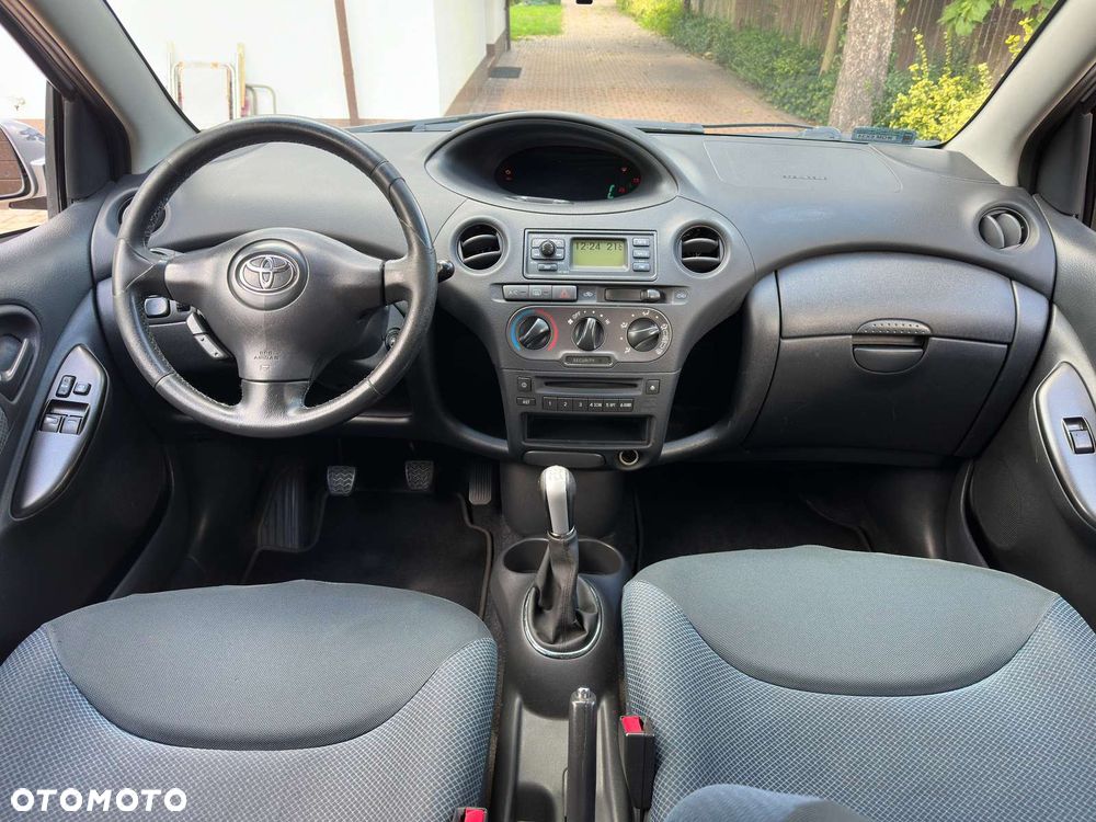 Toyota Yaris - 3