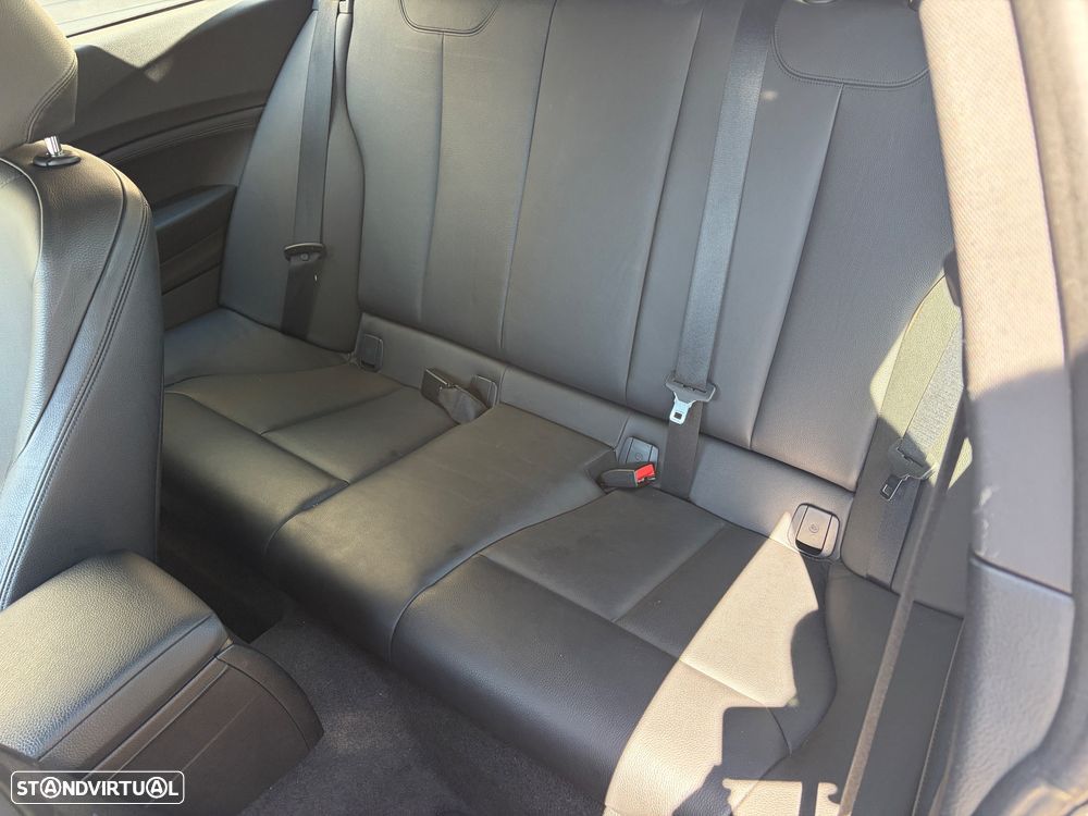 BMW 116 i Pack M - 17