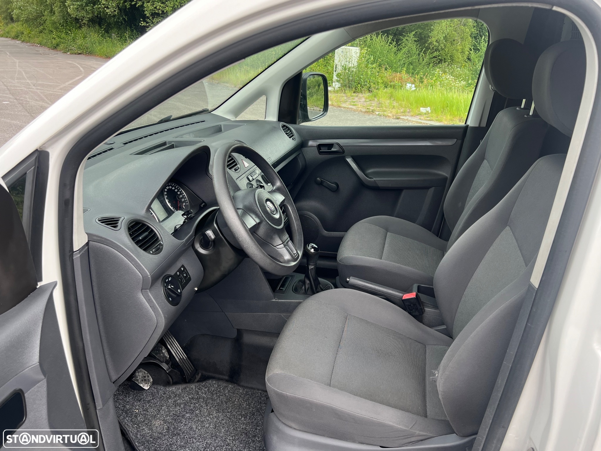 VW Caddy - 8