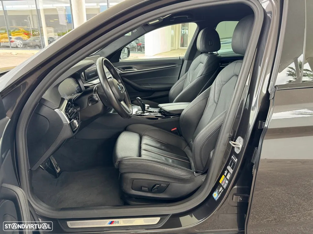 BMW 520 e Pack M - 21