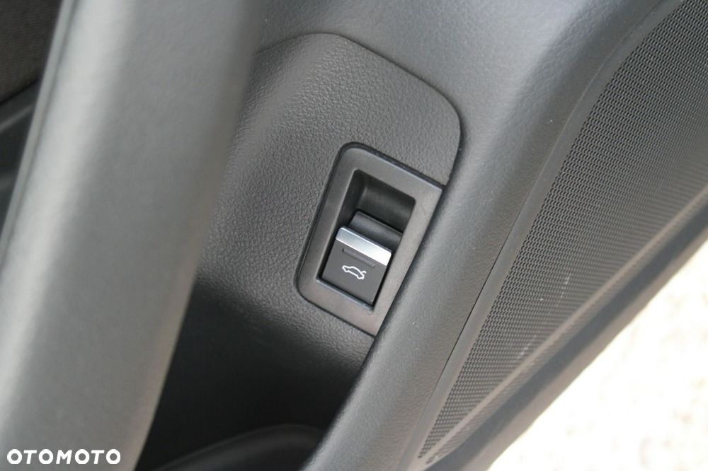 Audi A6 Avant - 20