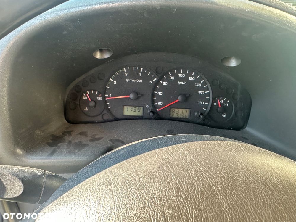 Ford Transit 300L - 8