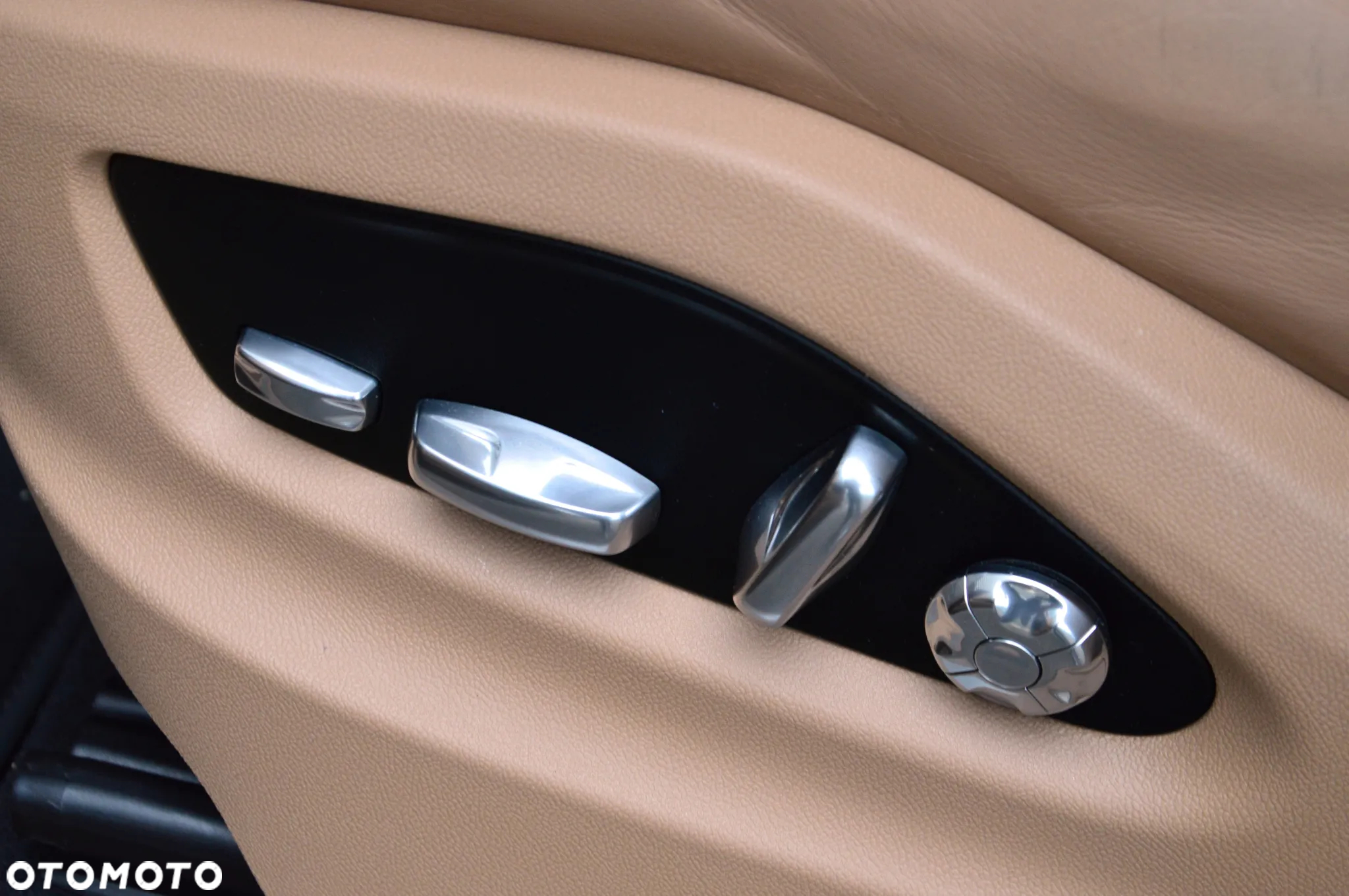 Porsche Cayenne Standard - 15