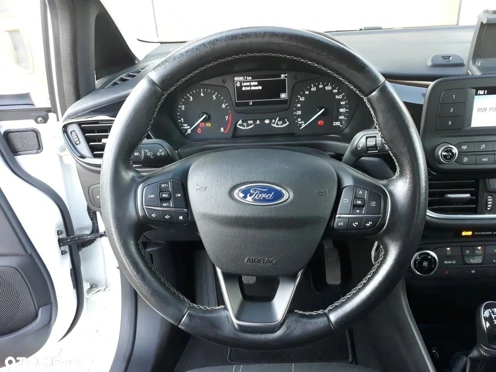 Ford Fiesta 1.1 Trend - 13