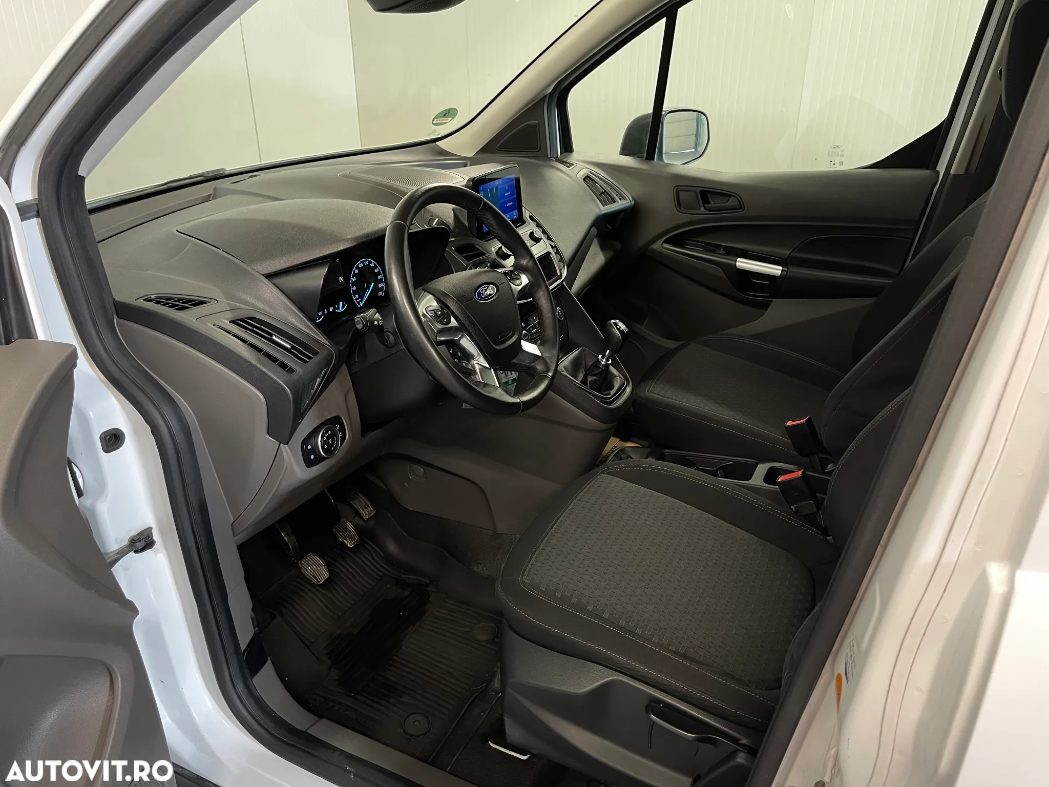 Ford Transit Connect - 5