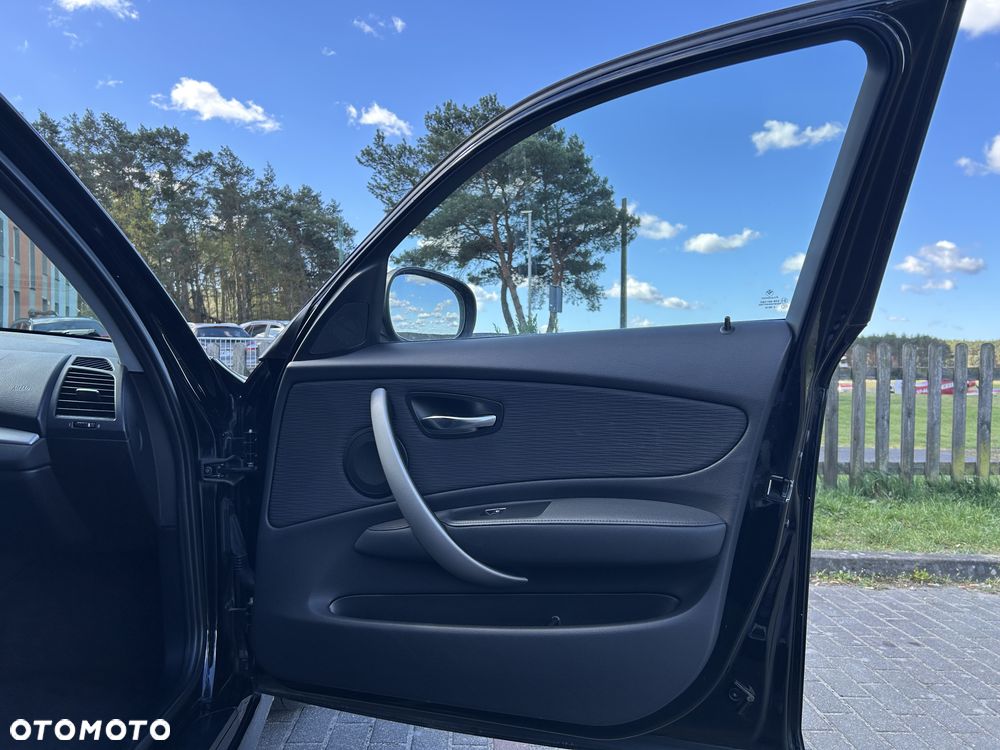 BMW Seria 1 116d DPF Edition Lifestyle - 17