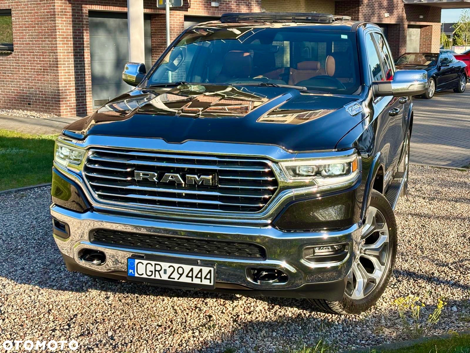 RAM 1500 Crew Cab Longhorn - 11