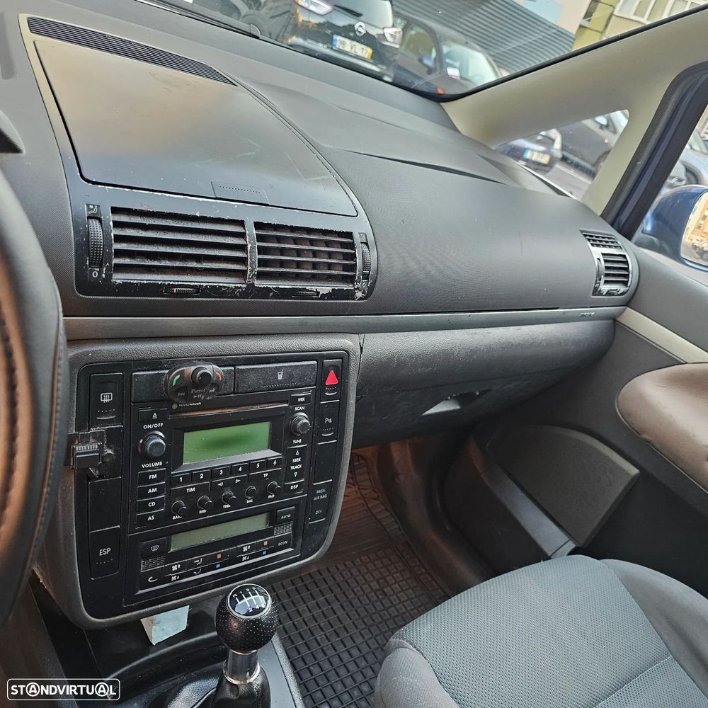 VW Sharan 1.9 TDi Confortline - 20