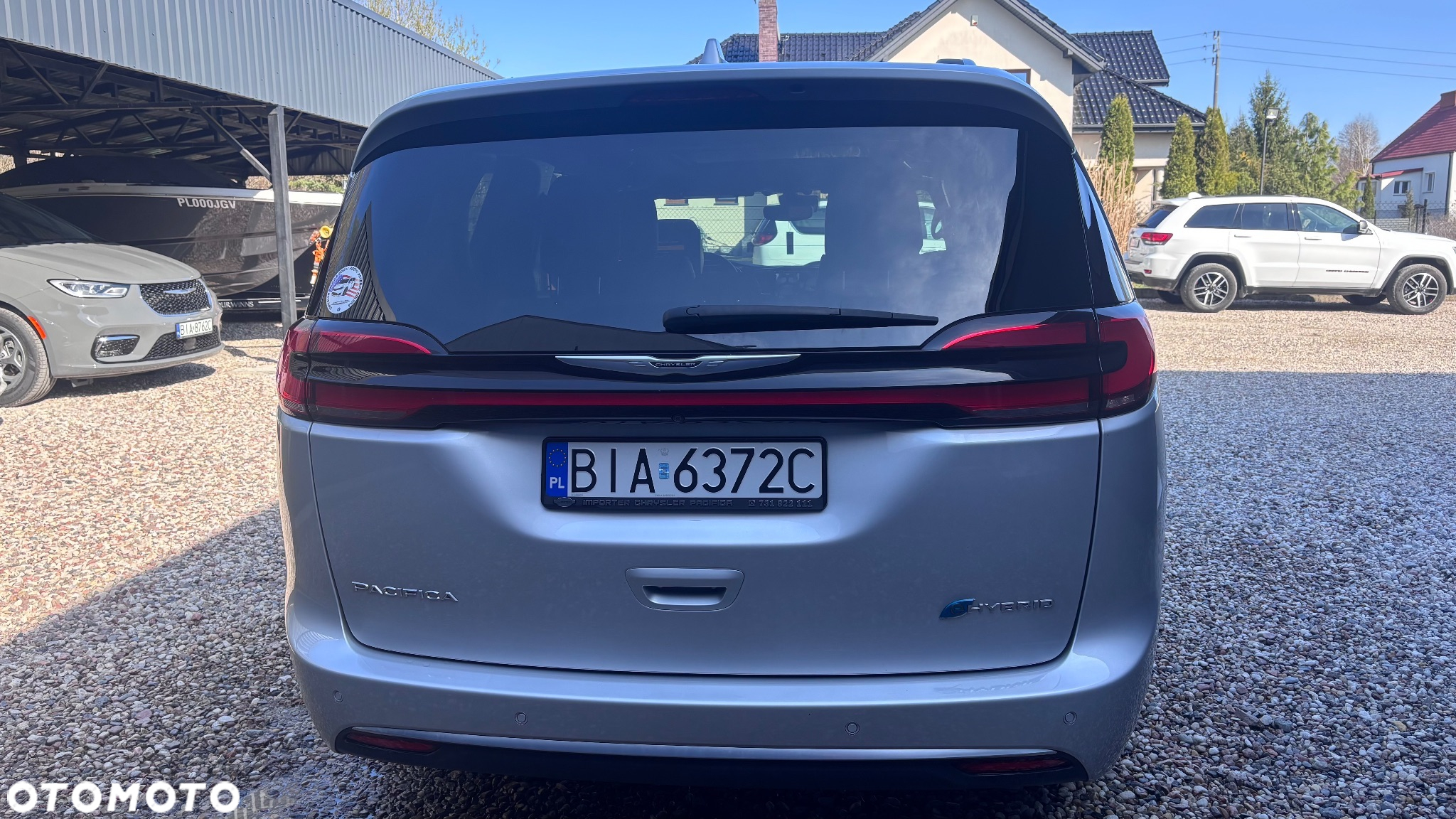 Chrysler Pacifica - 6
