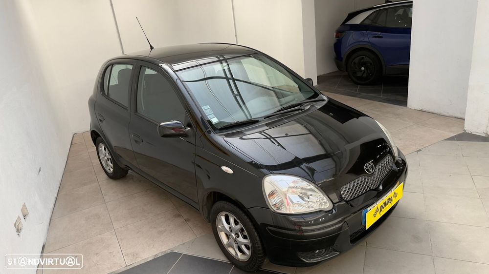 Toyota Yaris 1.0 Sol AC - 4