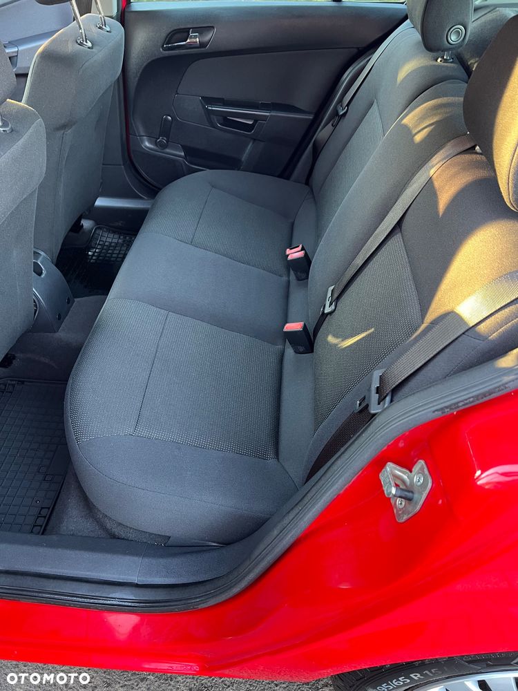 Opel Astra 1.4 Selection - 12