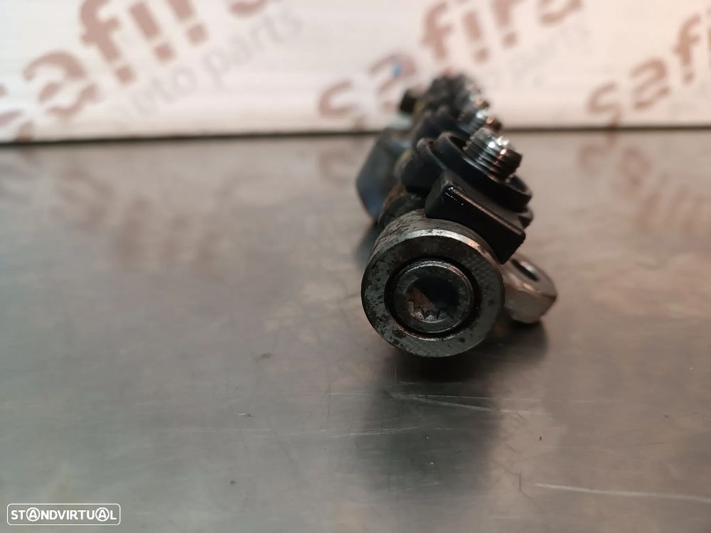 REGUA / RAMPA DE INJECÇÃO COM VALVULA RENAULT TRAFIC / OPEL VIVARO 2.0DCI 0445214251 175212190R H8200839258 - 3