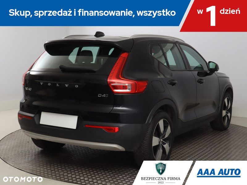 Volvo XC 40 - 7