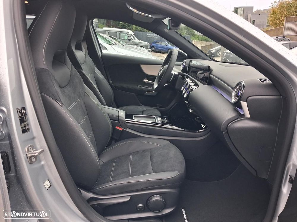 Mercedes-Benz A 180 - 34