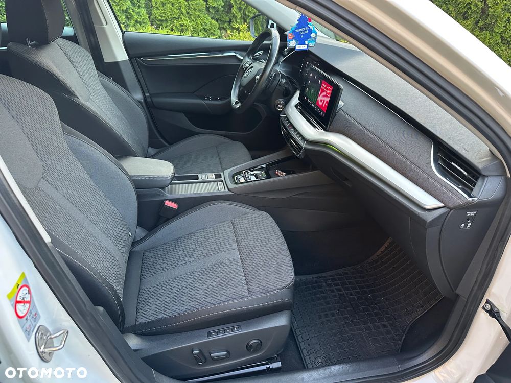 Skoda Octavia 2.0 TDI DSG Style - 17