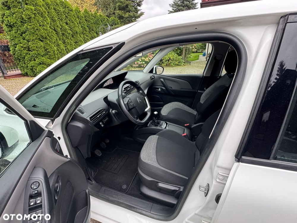Citroën C4 Picasso 1.6 VTi Attraction - 11