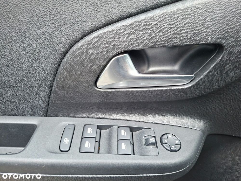 Opel Corsa - 28