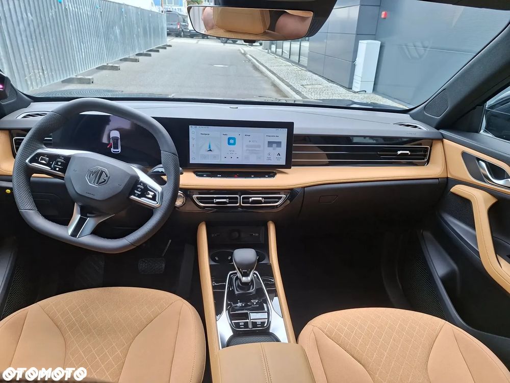 MG HS 1.5 T-GDI Excite DCT - 13