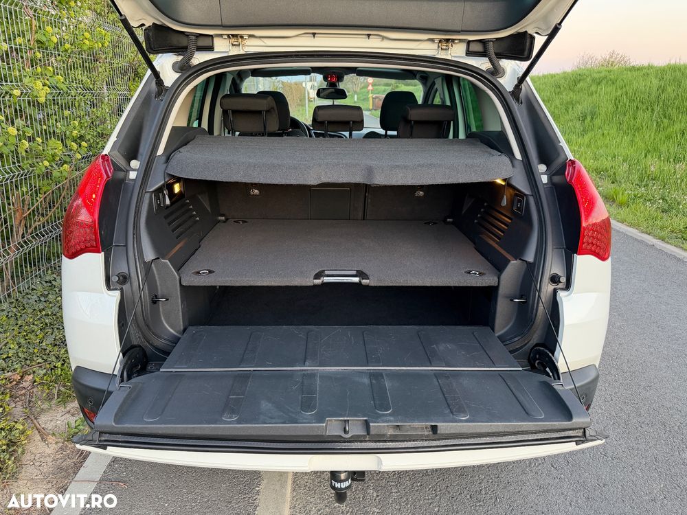 Peugeot 3008 HDi 115 Allure - 12