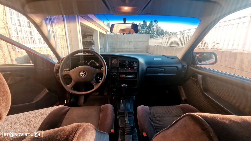 Opel Omega - 11