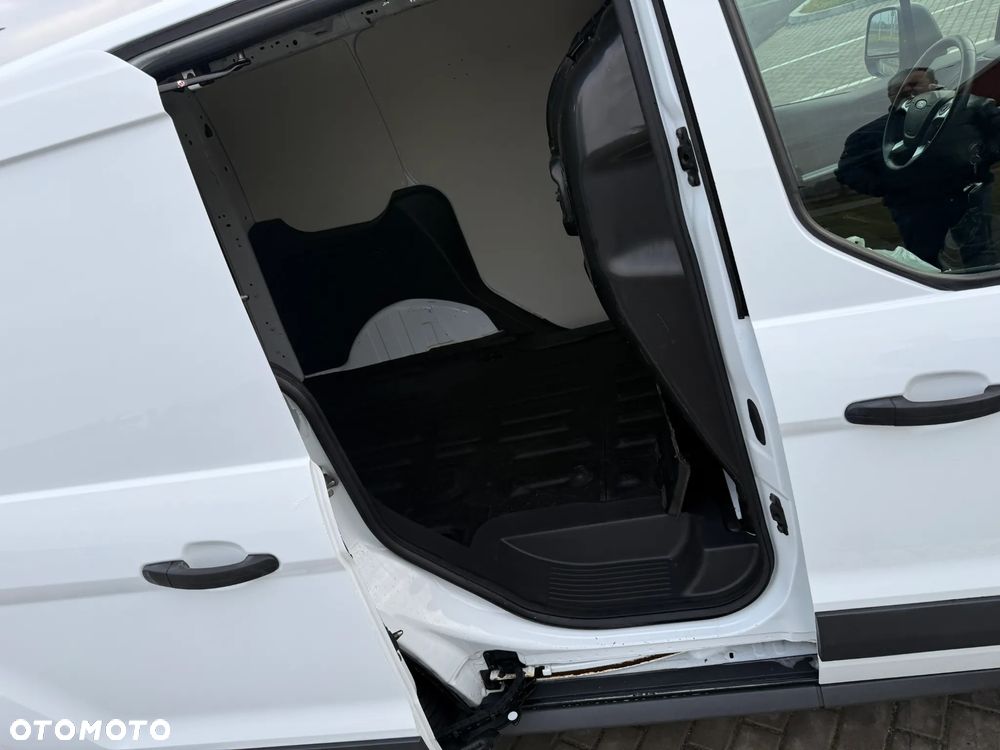 Ford Transit Connect - 18
