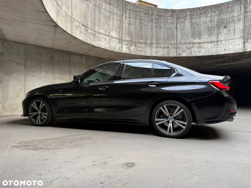BMW Seria 3 330i Luxury Line sport - 5
