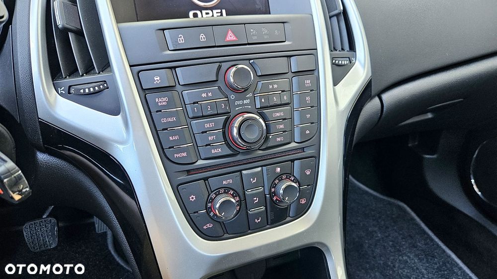 Opel Astra 1.7 CDTI DPF Cosmo - 10
