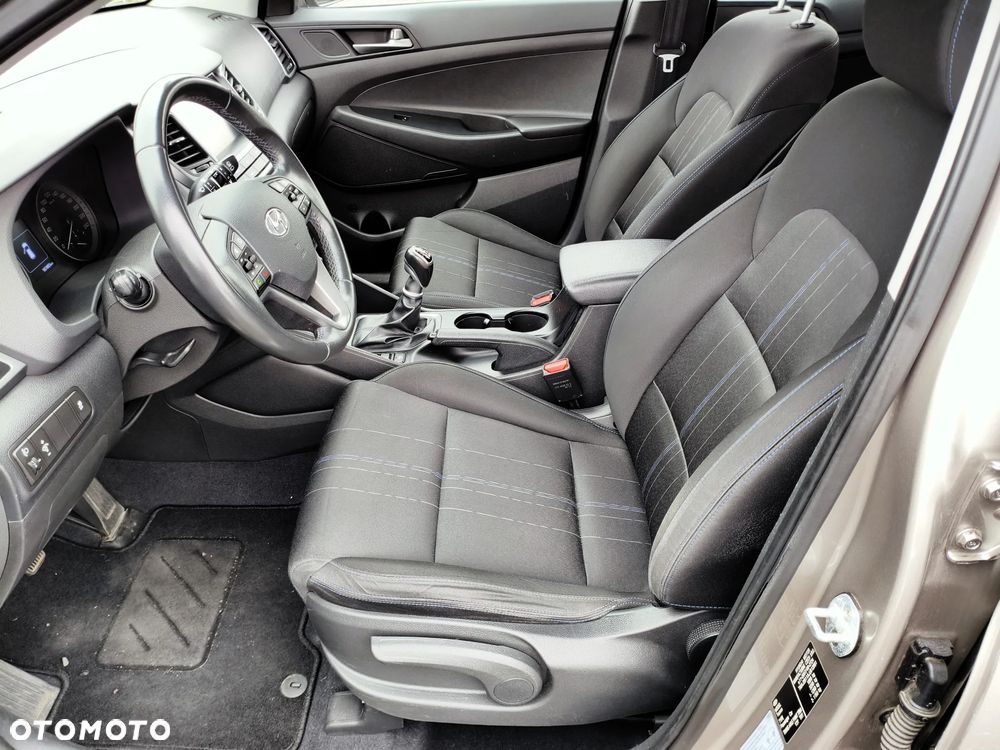 Hyundai Tucson blue 1.6 GDi 2WD Navi - 13