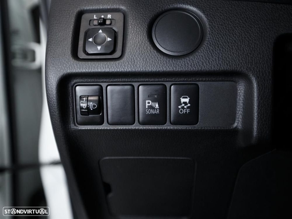 Mitsubishi L200 - 11