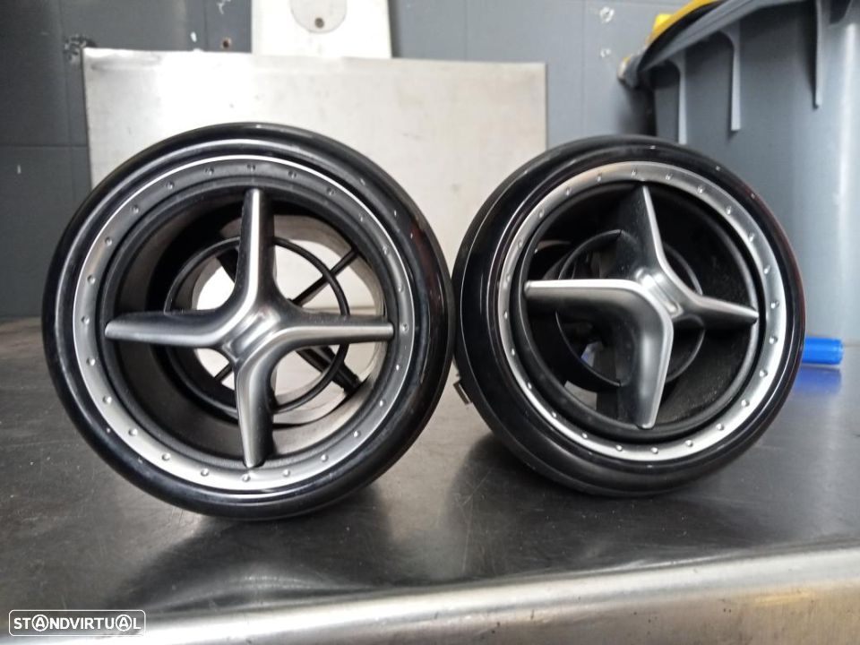Grelhas de sofagem Mercedes W176 - 2