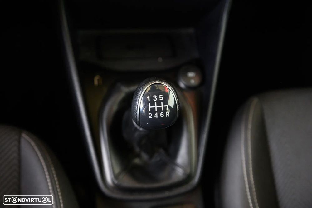 Ford Fiesta 1.0 EcoBoost Trend Connected - 54