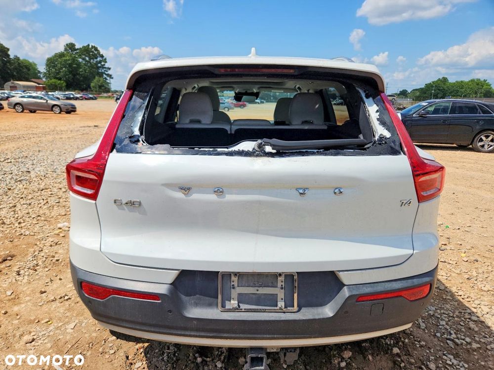 Volvo XC 40 T4 AWD Geartronic Momentum Pro - 7