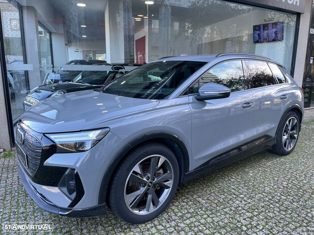 Audi Q4 e-tron - 4
