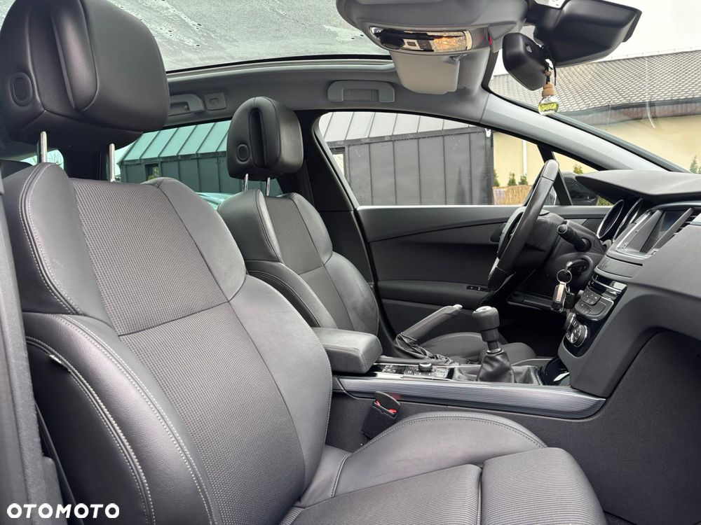 Peugeot 508 HDi FAP 140 Allure - 17