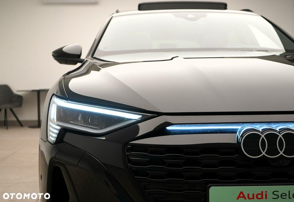 Audi Q8 Sportback e-tron - 15