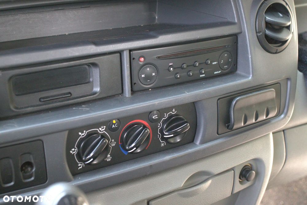 Renault Master - 36
