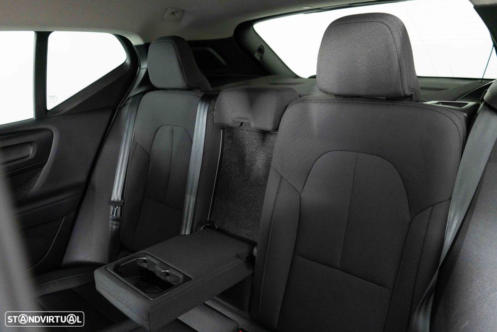 Volvo XC 40 1.5 T5 PHEV Momentum Plus - 9