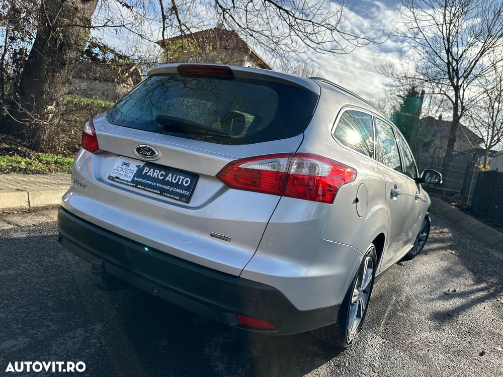 Ford Focus 1.6 TDCi DPF Champions Edition - 24