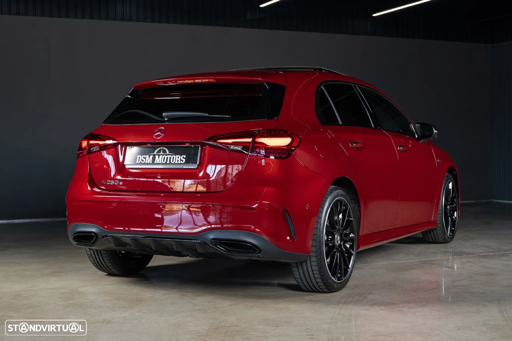 Mercedes-Benz A 250 e AMG Line - 3