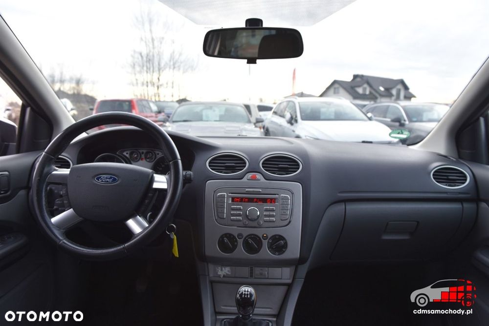 Ford Focus 1.4 Trend - 18