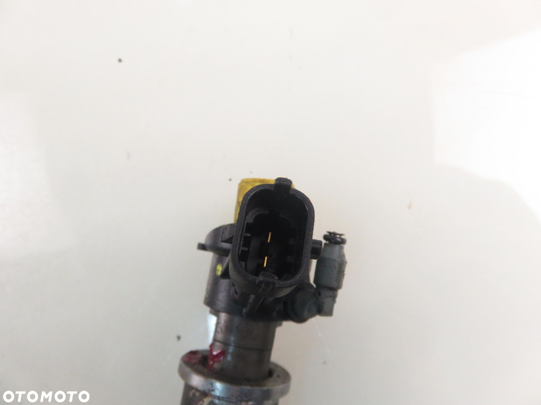 WTRYSKIWACZ INFINITI M (Y51) 3.0d V6 238 - V9X 889945H82868770 0445116033 - 4
