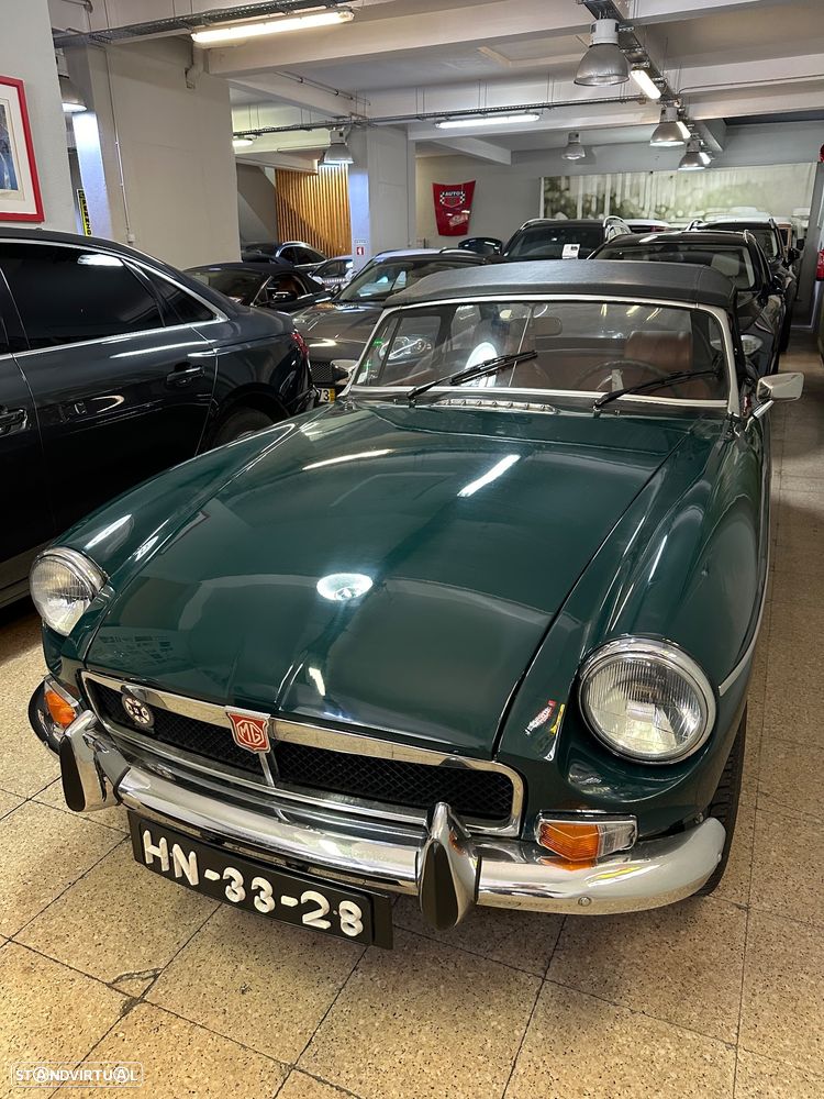 MG MGB - 1