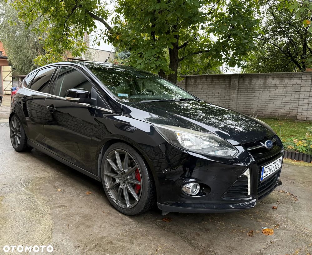 Ford Focus 2011 photo 3
