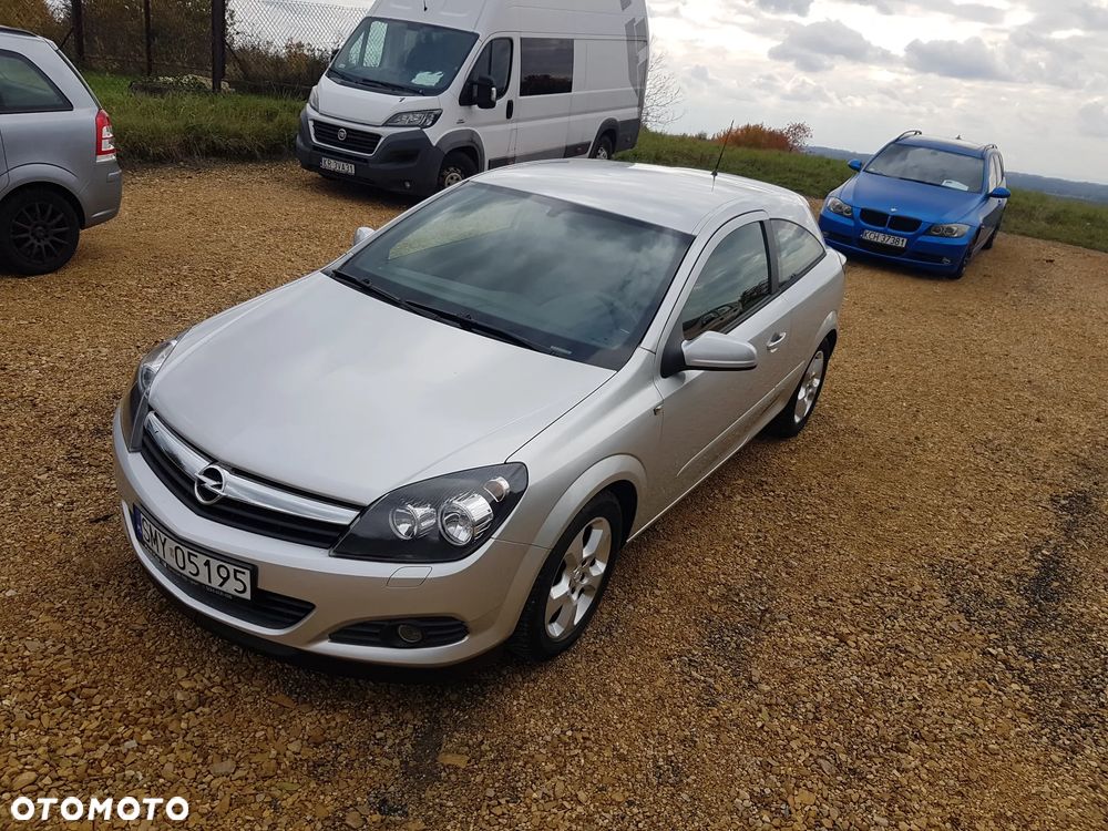 Opel Astra III GTC 1.8 Sport - 8