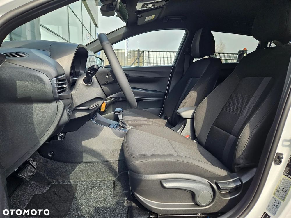 Hyundai i20 1.0 T-GDi Modern Black DCT - 18