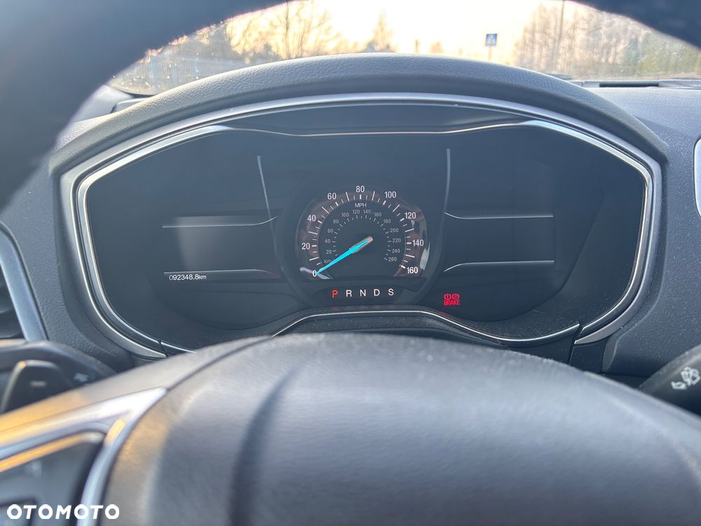 Ford Fusion - 17