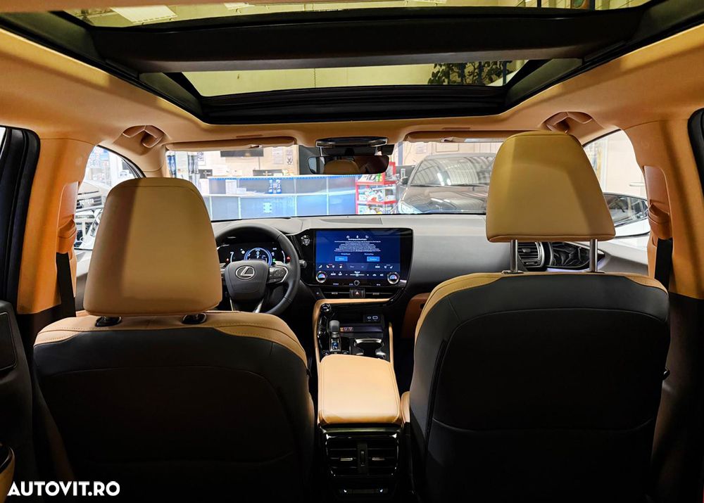 Lexus Seria NX 450h+ E-FOUR F SPORT - 16