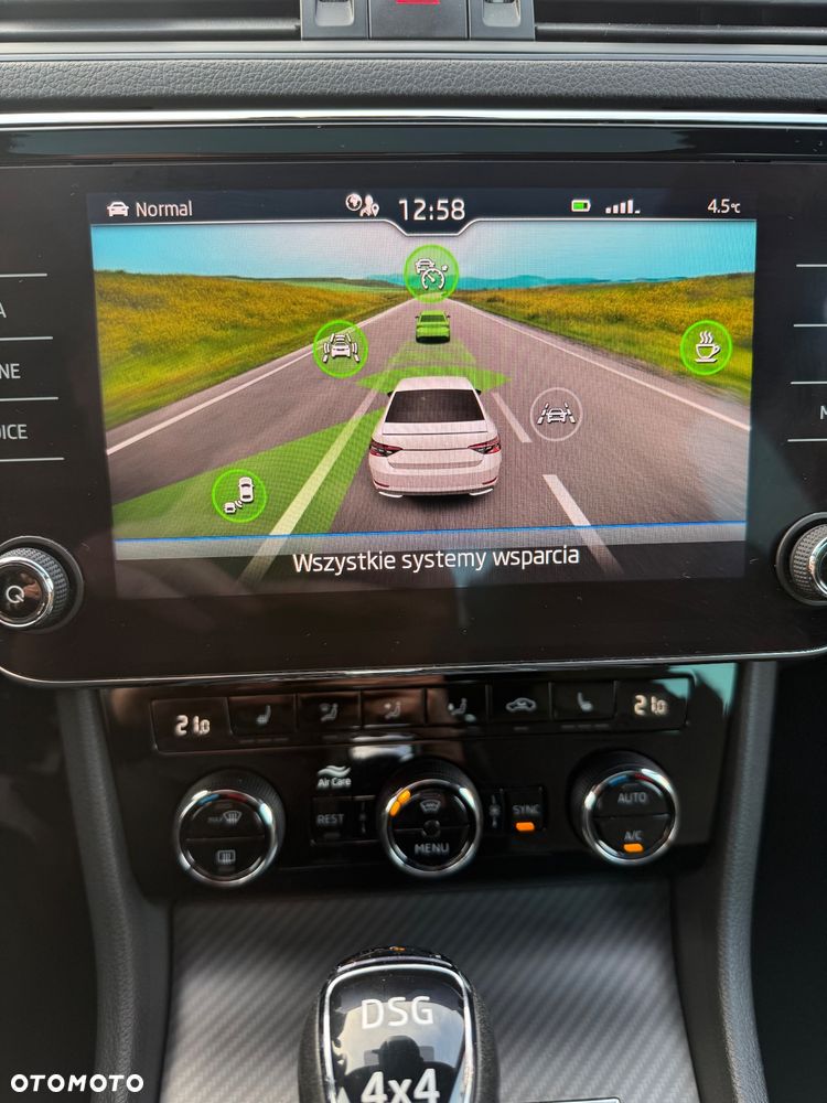 Skoda Superb 2.0 TDI SCR 4x4 Sportline DSG - 39