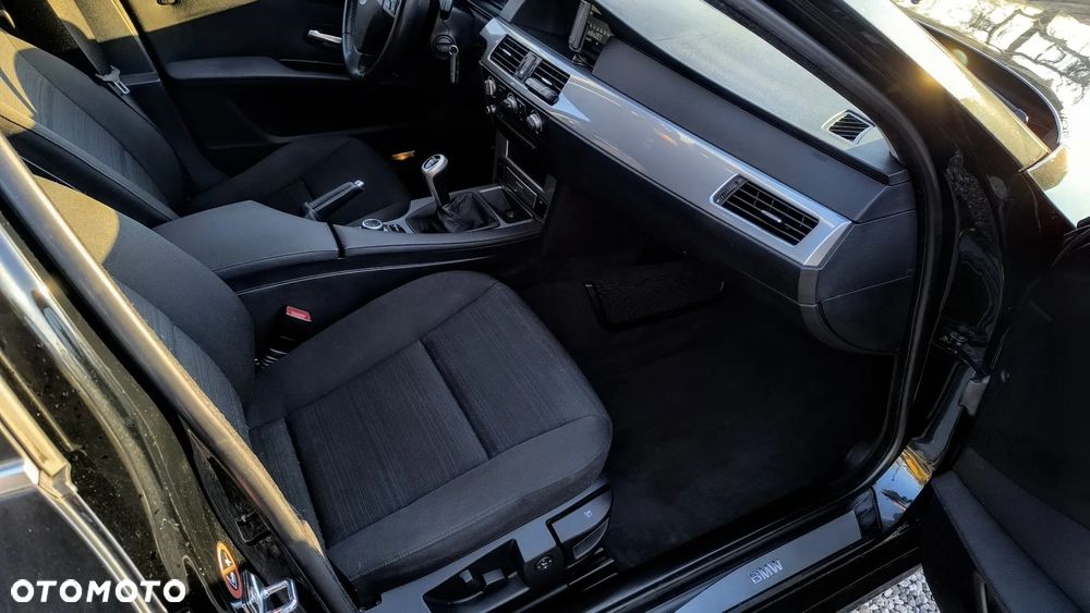 BMW Seria 5 520d - 6